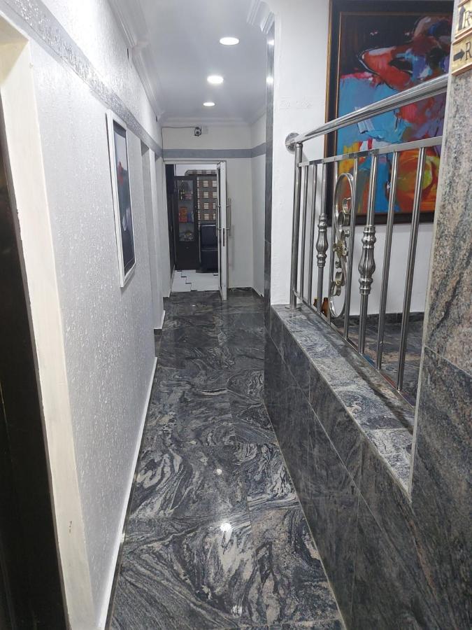 Rush Hotel & Apartments Лаґос Екстер'єр фото