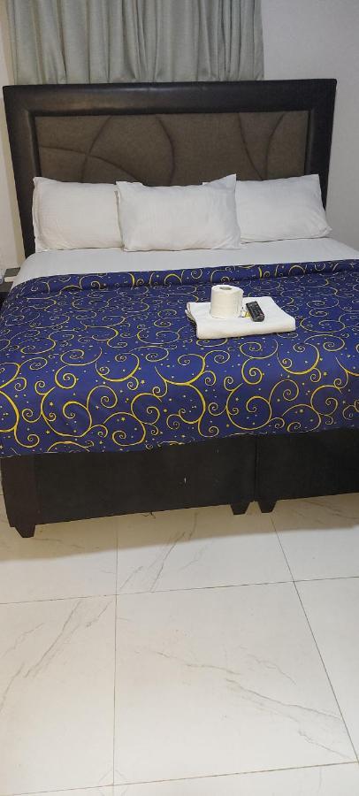 Rush Hotel & Apartments Лаґос Екстер'єр фото